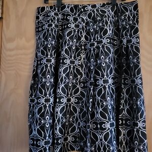 Massimo Elegant Black and White Floral A-Line Skirt
